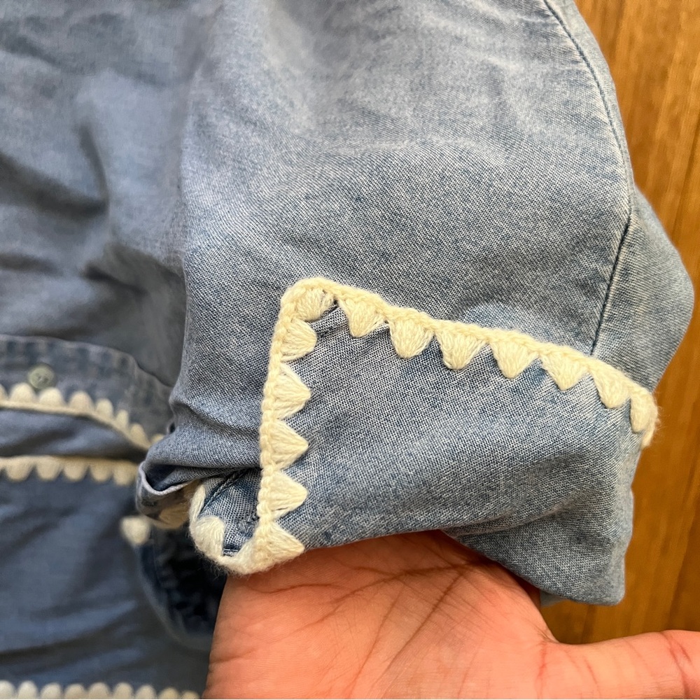 ANTHROPOLOGIE chambray denim style button down - Picture 2 of 5